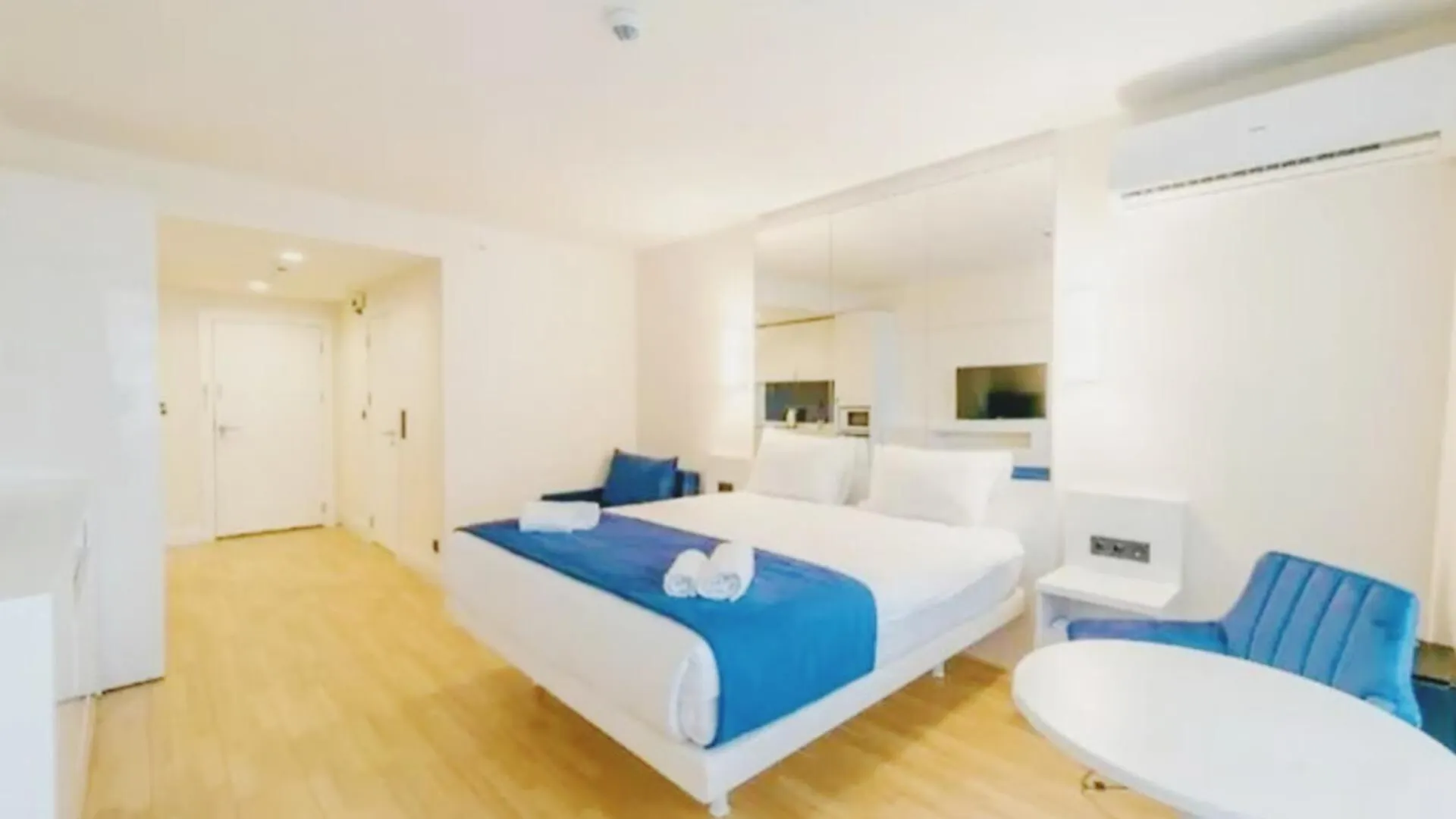 Orbi City - Central Aparthotel Batumi 0*,  Georgia